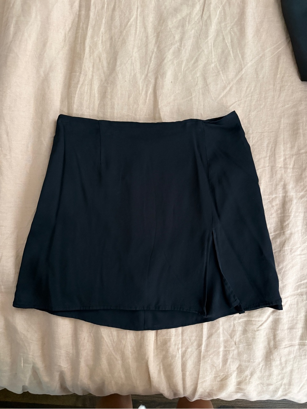 Aritzia Classic Black Women's Mini Skirt
